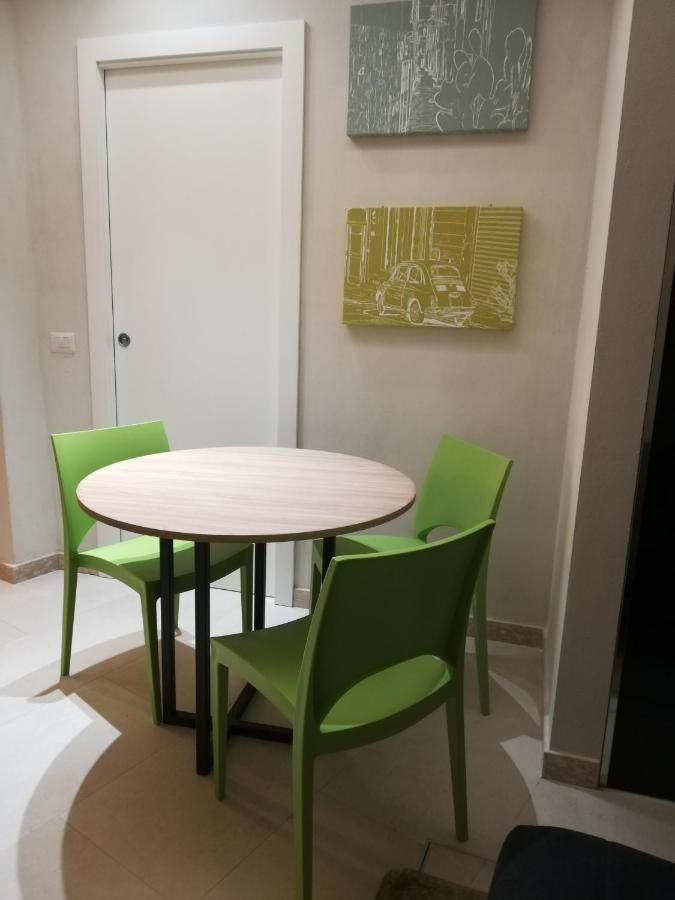 Locus Pendinelli Trani Bed & Breakfast Ngoại thất bức ảnh