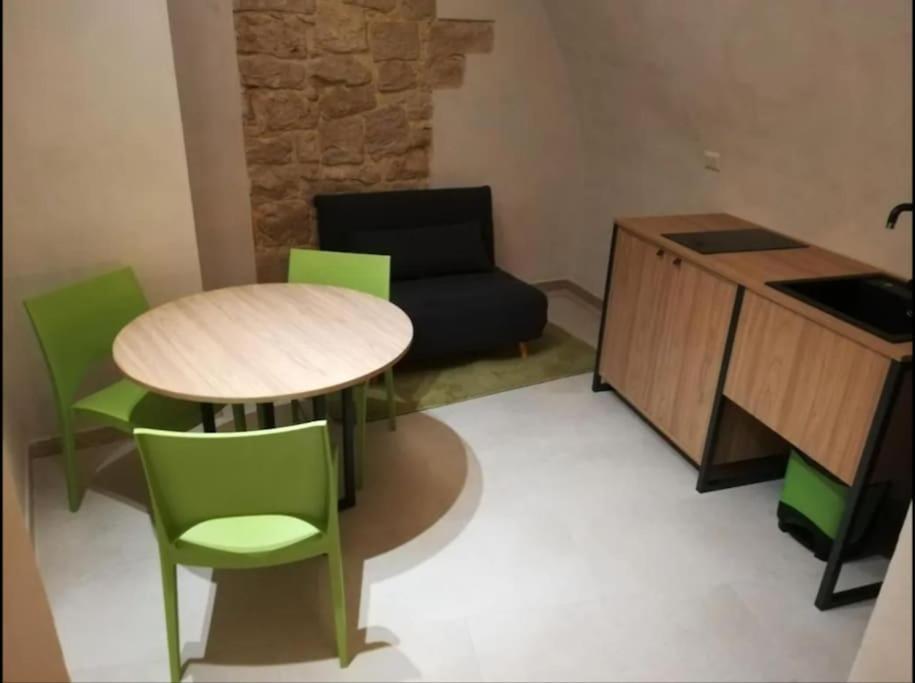 Locus Pendinelli Trani Bed & Breakfast Ngoại thất bức ảnh